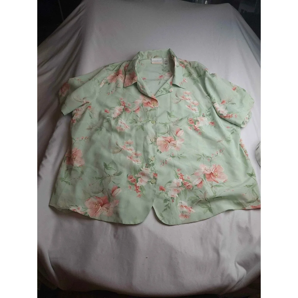 Alfred Dunner Woman Sage Green Floral Button Down Shirt Short Sleeve Size 24W
